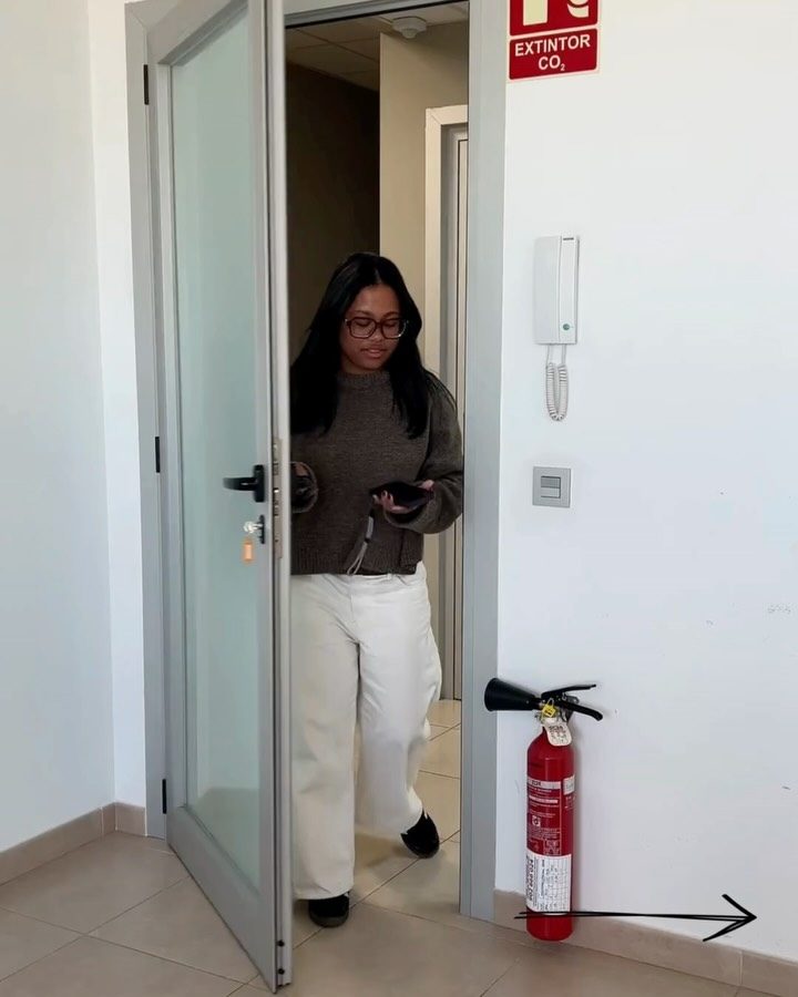 Instagram post from romeuprenafeta. This post is in position 0.